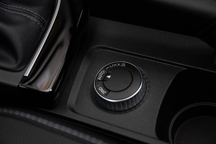Детали интерьера Renault Arkana 2019 года  (фото 85 из 91)